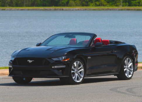 MUSTANG CONVERTIBLE
